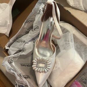 Chic Satin Women's Heels with Embellishment